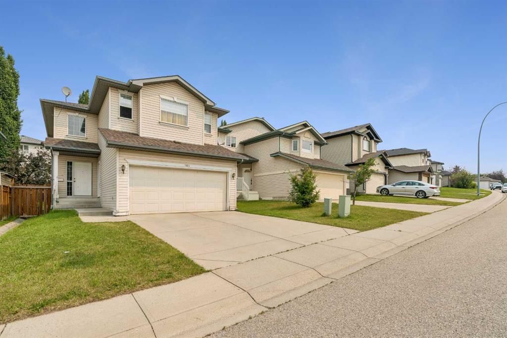 181 Tuscarora Place NW, Calgary — photo 4 of 27