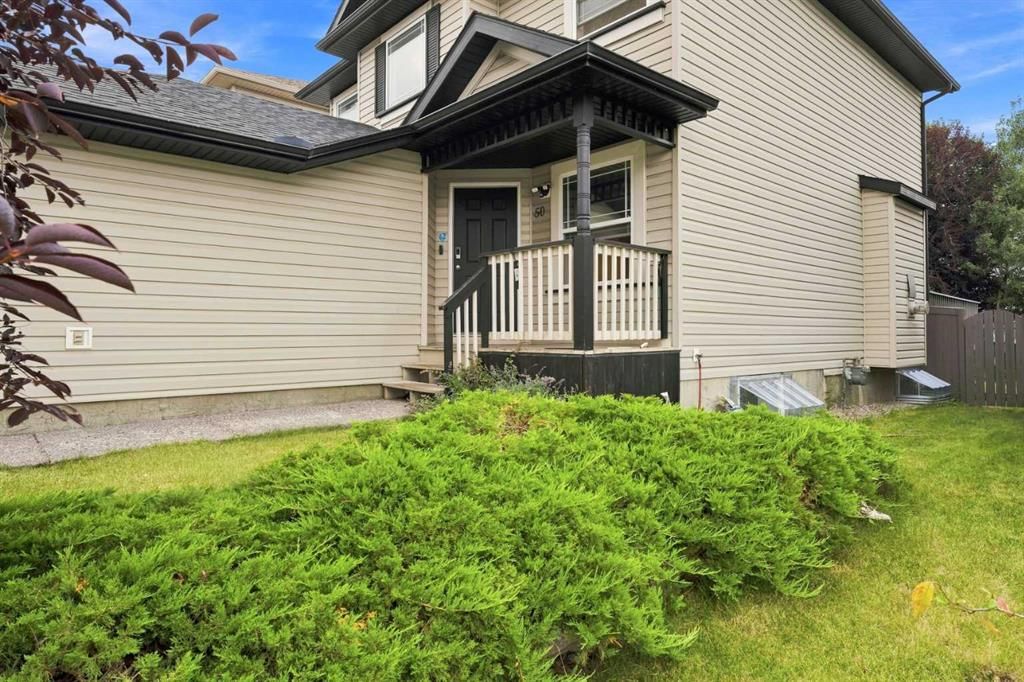 50 SOMERGLEN Park SW, Calgary — photo 2 of 48