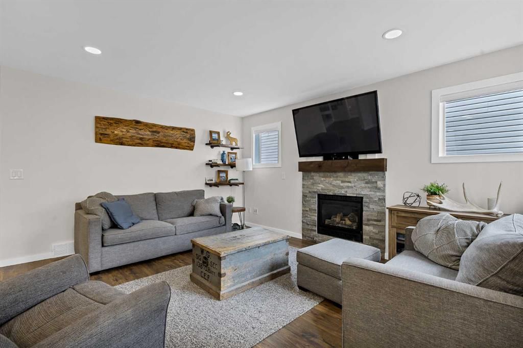 322 Tuscany Drive NW, Calgary — photo 3 of 34