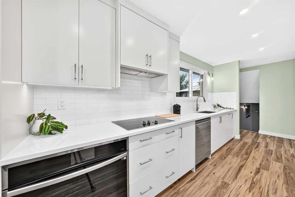 14672 Deer Ridge Drive SE, Calgary — photo 4 of 41