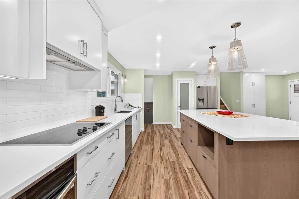 14672 Deer Ridge Drive SE, Calgary — photo 5 of 41