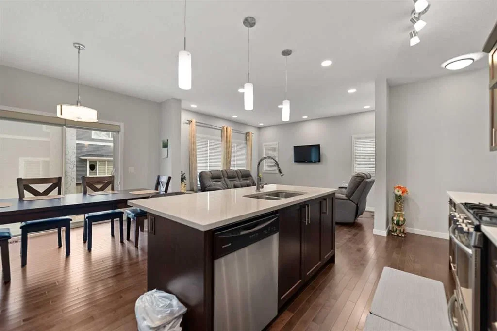 188 Savanna Grove NE, Calgary — photo 3 of 29