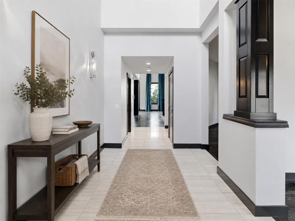 8243 Fortress Drive SW, Calgary — photo 4 of 50