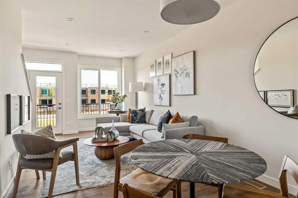 15020 Centre Street NE, Calgary — photo 3 of 29