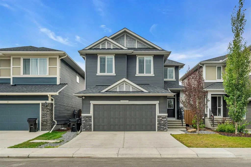 49 Creekside Avenue SW, Calgary — main listing photo