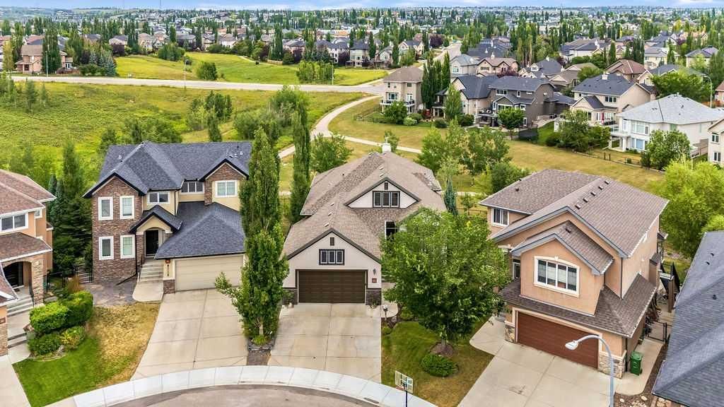 22 Tuscany Estates Crescent NW, Calgary — photo 3 of 49