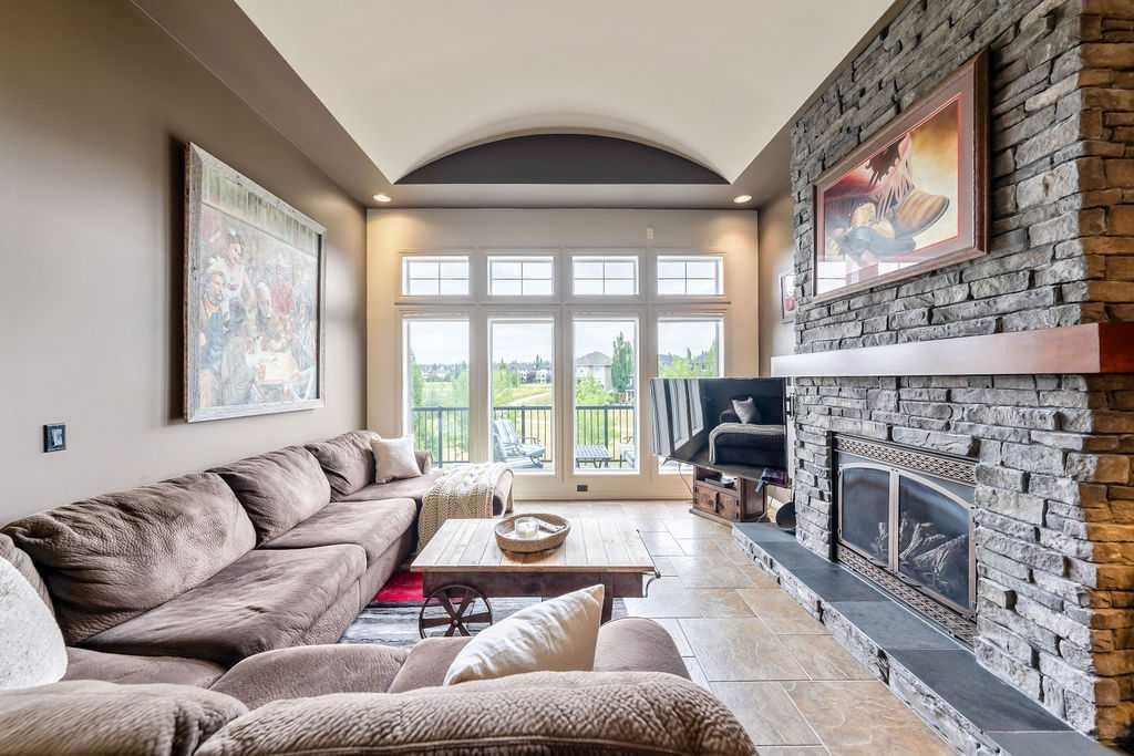 22 Tuscany Estates Crescent NW, Calgary — photo 5 of 49