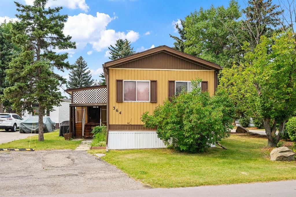 364 Burroughs Circle NE, Calgary — main listing photo