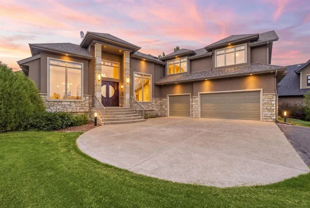 120 Lynx Ridge Road NW, Calgary — main listing photo