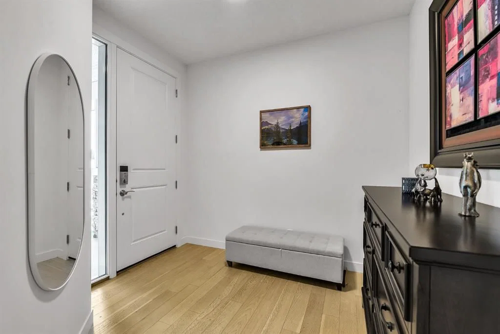 406 Rowley Way NW, Calgary — photo 2 of 50