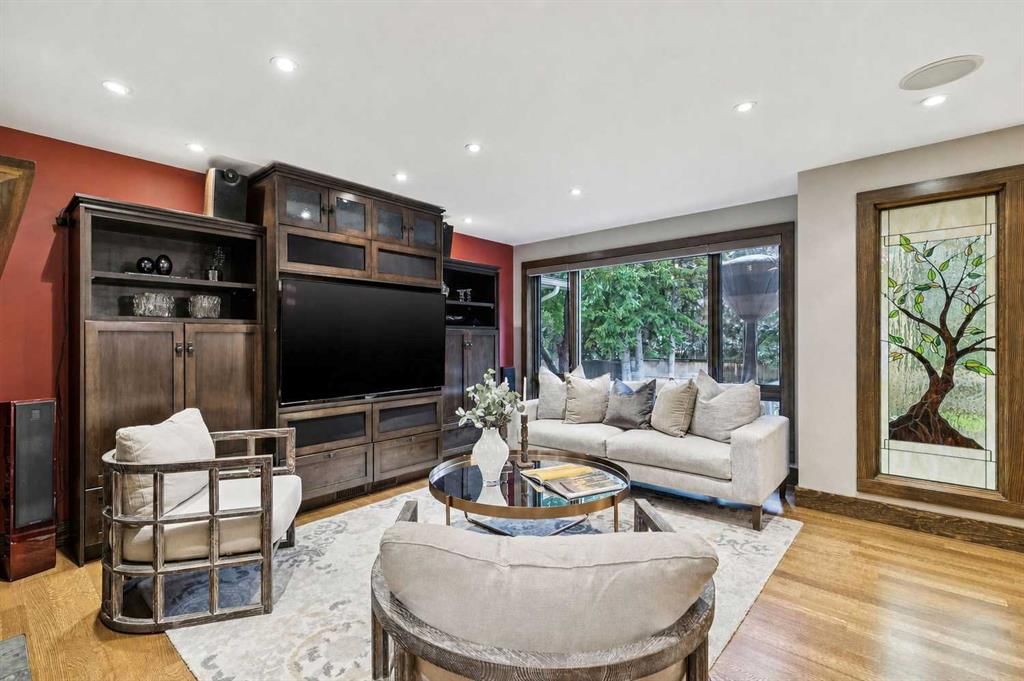 23 Bay View Drive SW, Calgary — photo 5 of 41