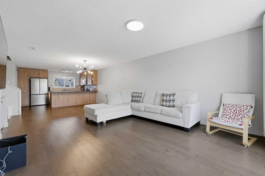 334 Legacy Village Way SE, Calgary — photo 4 of 42