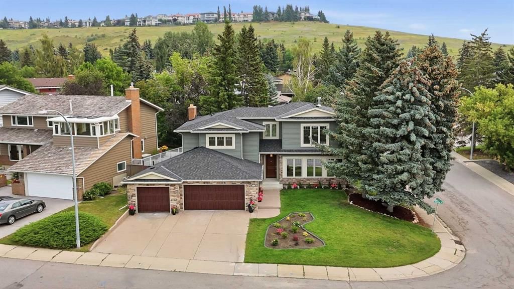 1131 Edgemont Road NW, Calgary — photo 2 of 50
