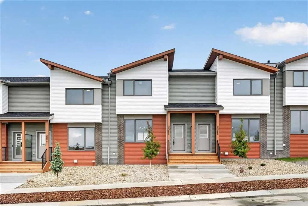 2081 Vantage Way SW, Calgary — row/townhouse for sale