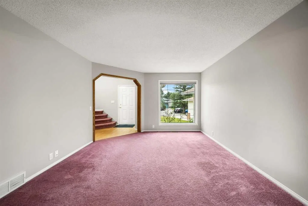 256 Harvest Glen Place NE, Calgary — photo 4 of 44