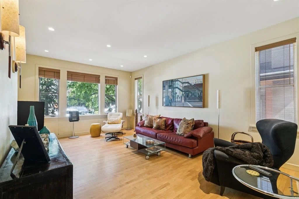 1717 7 Avenue NW, Calgary — photo 4 of 48
