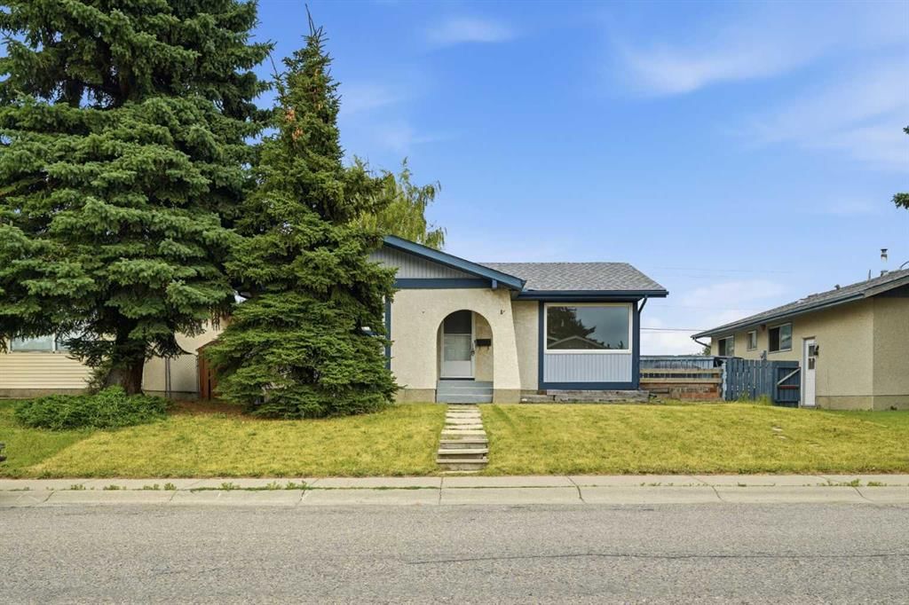 1211 Maitland Drive NE, Calgary — main listing photo