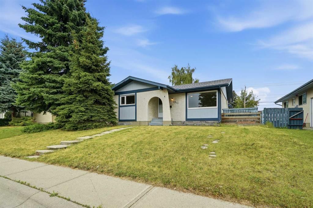 1211 Maitland Drive NE, Calgary — photo 2 of 25