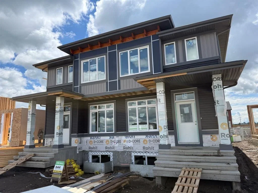 704 Sora Boulevard SE, Calgary — main listing photo