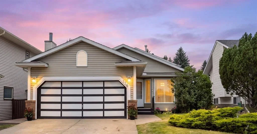 176 Riverbend Drive SE, Calgary — photo 2 of 46
