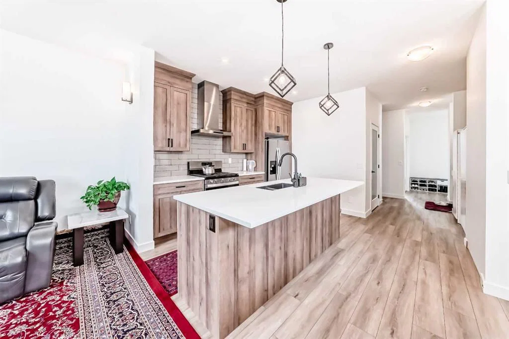 330 Ambleton Drive NW, Calgary — photo 5 of 48