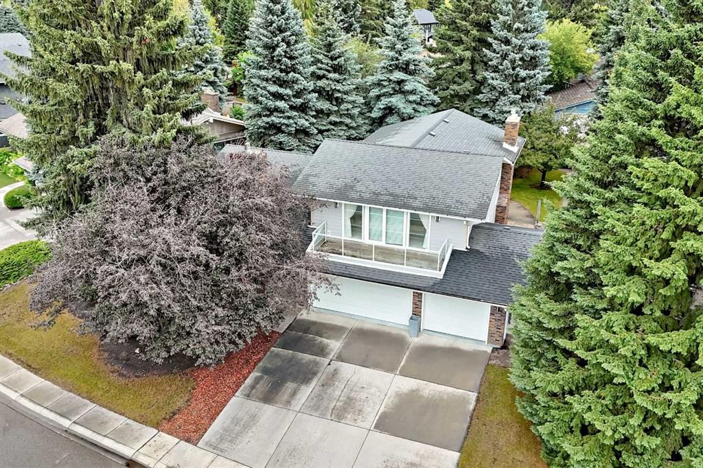 14224 Parkside Drive SE, Calgary — photo 2 of 46