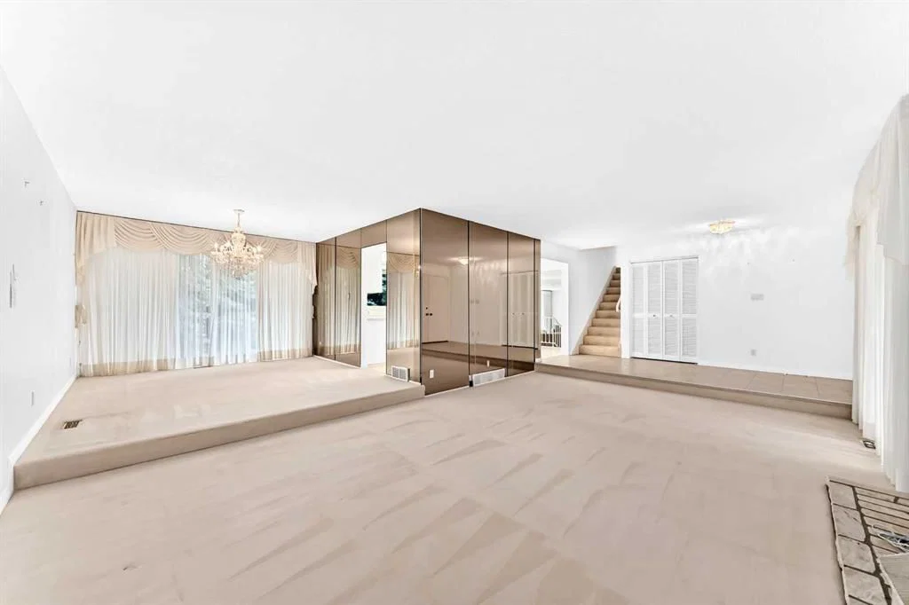 14224 Parkside Drive SE, Calgary — photo 5 of 46