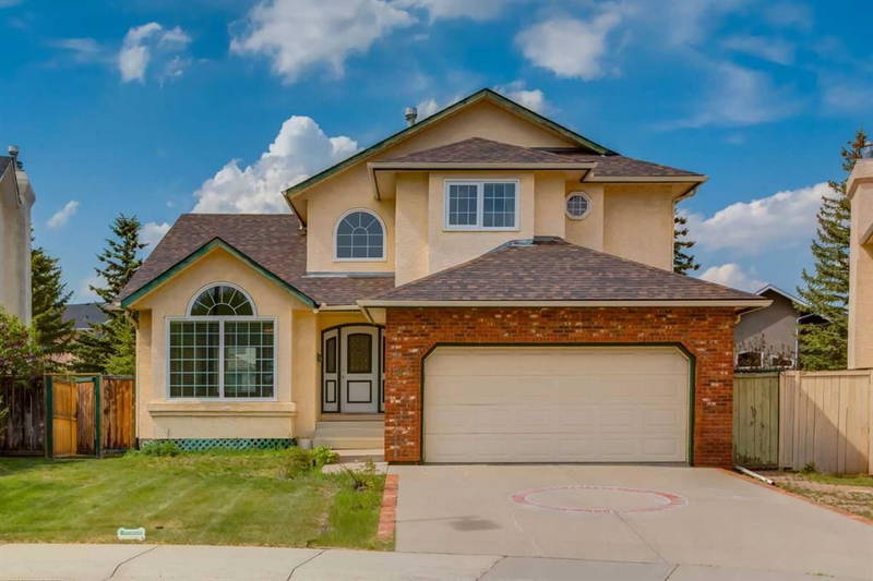 183 Edgevalley Circle NW, Calgary — main listing photo