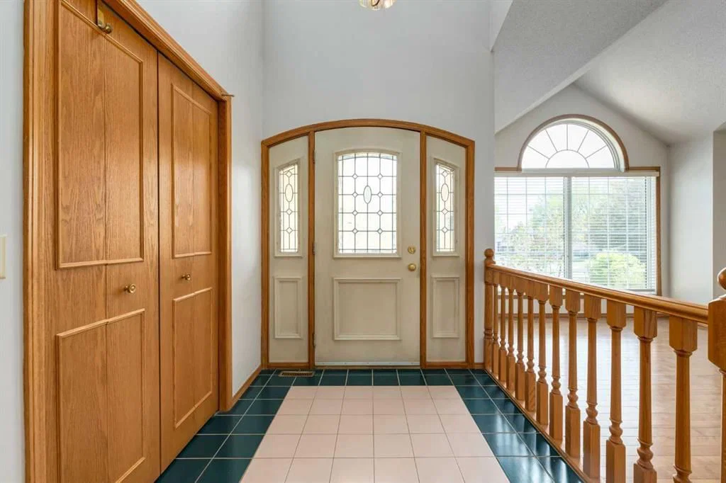 183 Edgevalley Circle NW, Calgary — photo 2 of 50