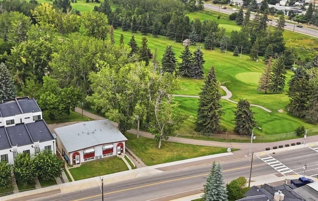 1612 24 Avenue NW, Calgary — main listing photo