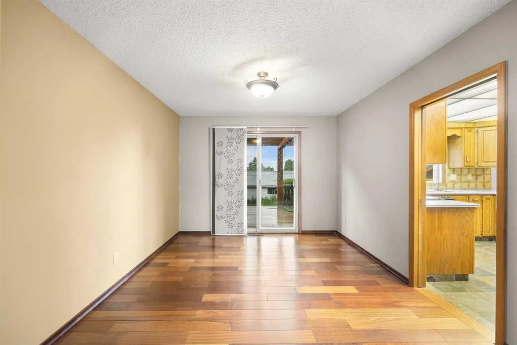 4804 Nordegg Crescent NW, Calgary — photo 5 of 46