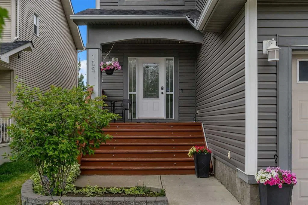 109 Evanscove Heights, Calgary — photo 4 of 40