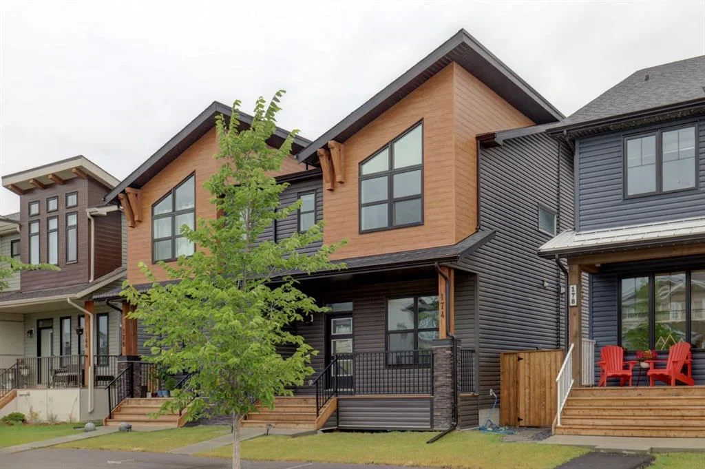 174 Rowley Gate NW, Calgary — main listing photo