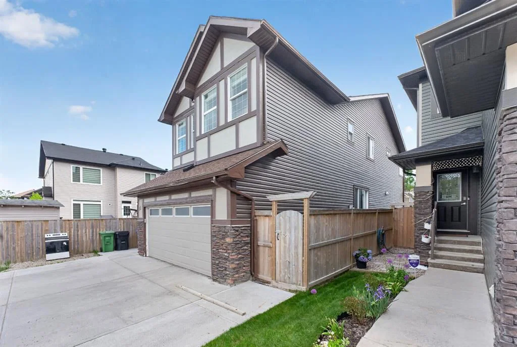93 Skyview Shores Terrace NE, Calgary — photo 3 of 50