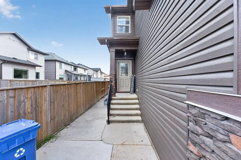 93 Skyview Shores Terrace NE, Calgary — photo 4 of 50