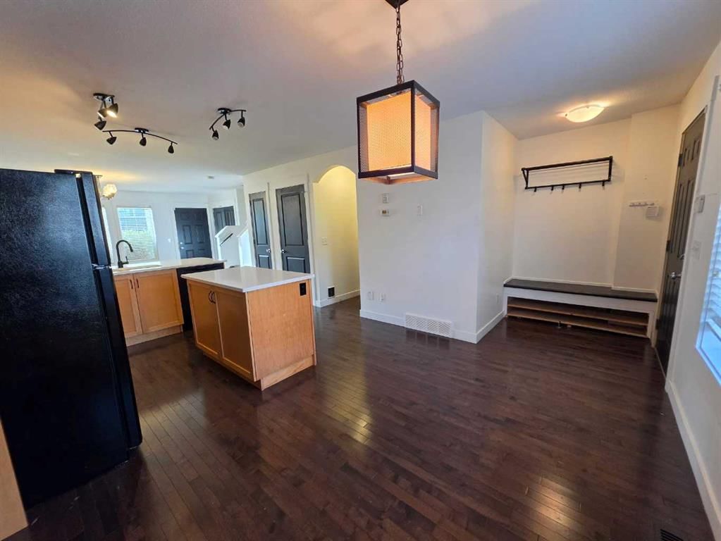 153 Rainbow Falls Manor W, Chestermere — photo 5 of 23