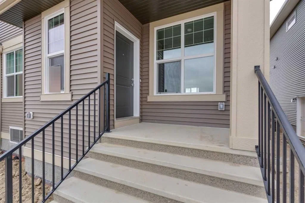 65 Aquila Terrace NW, Calgary — photo 4 of 29