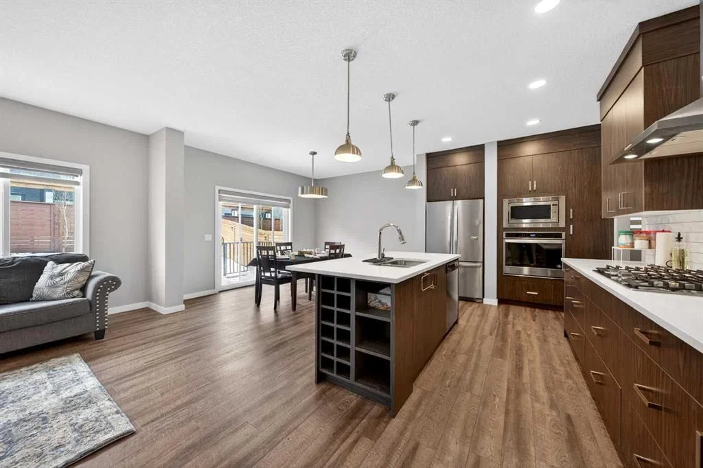 48 Carringvue Street NW, Calgary — photo 2 of 49