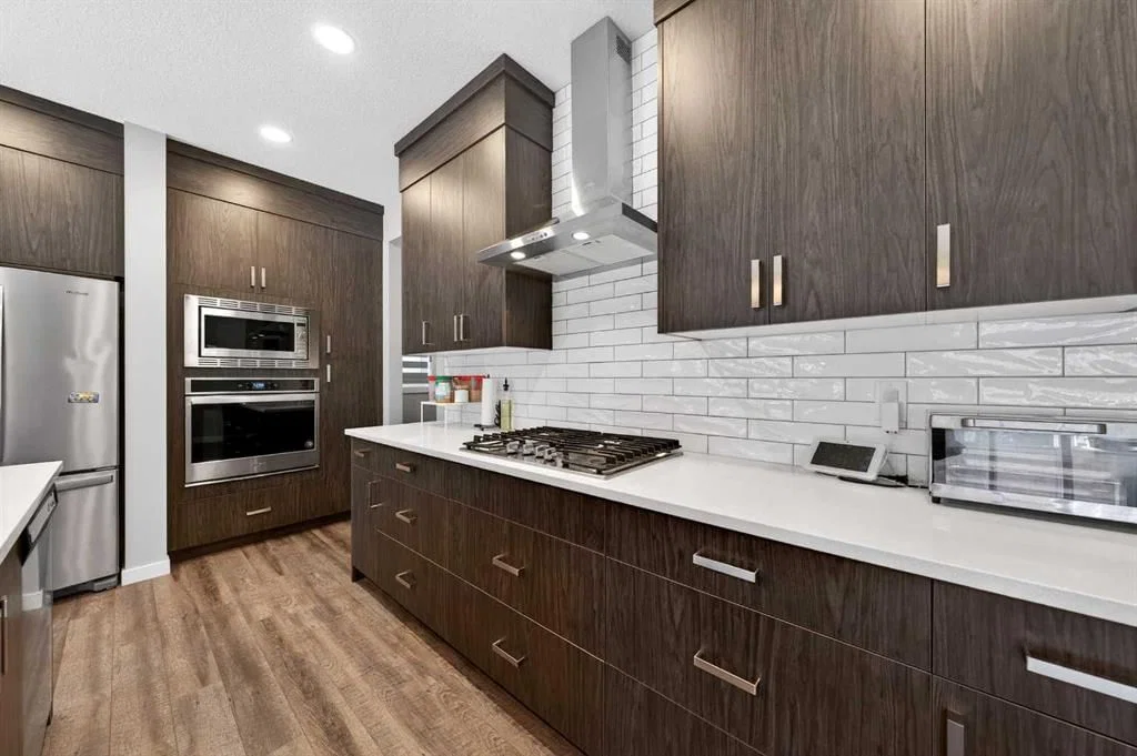 48 Carringvue Street NW, Calgary — photo 5 of 49