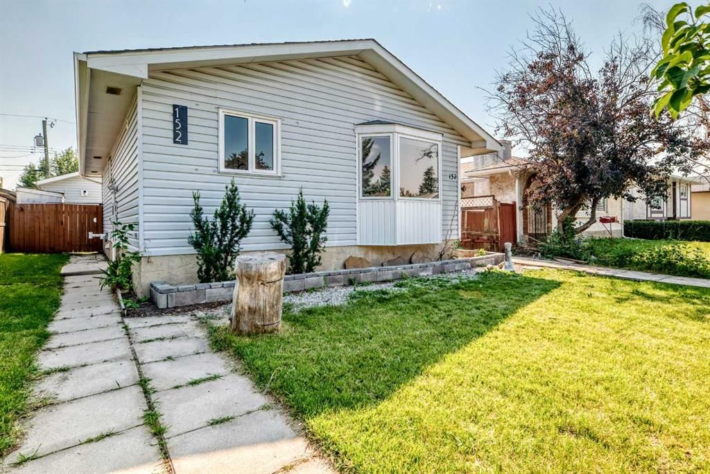 152 Maranda Close NE, Calgary — photo 2 of 46