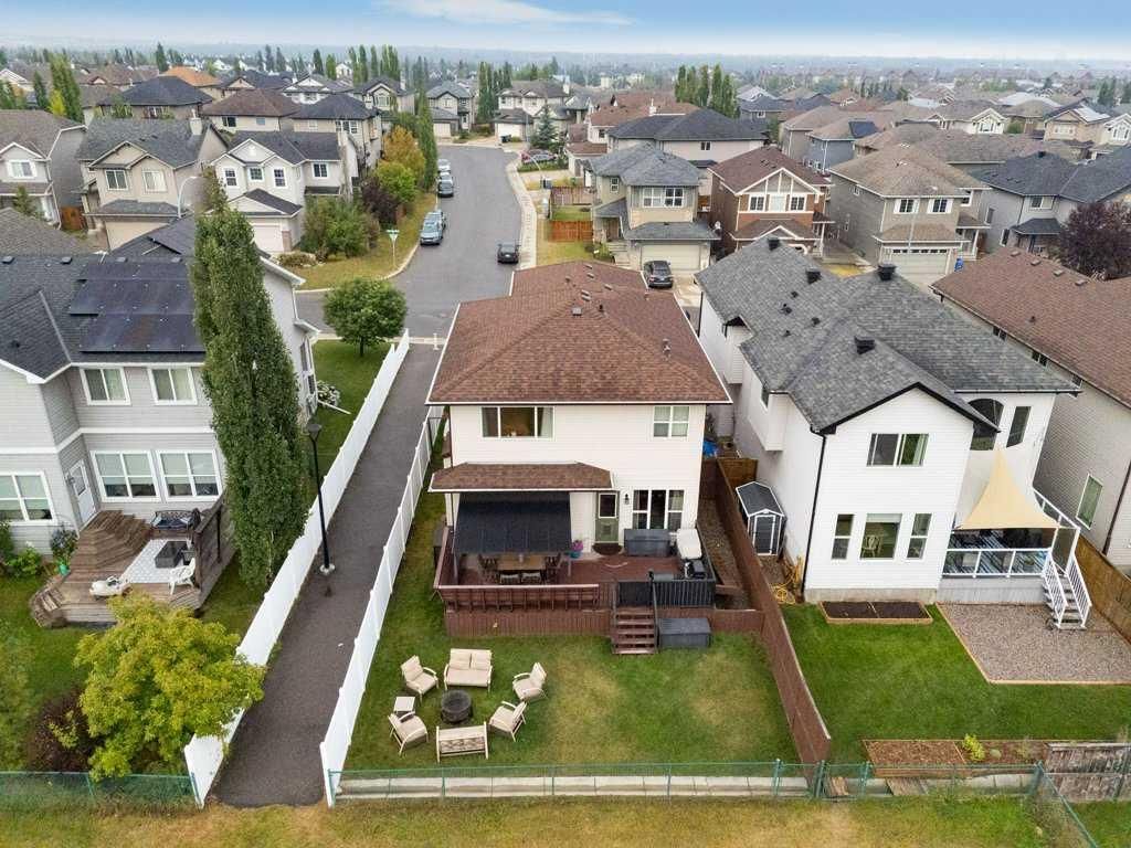 69 Everhollow Avenue SW, Calgary — photo 5 of 50