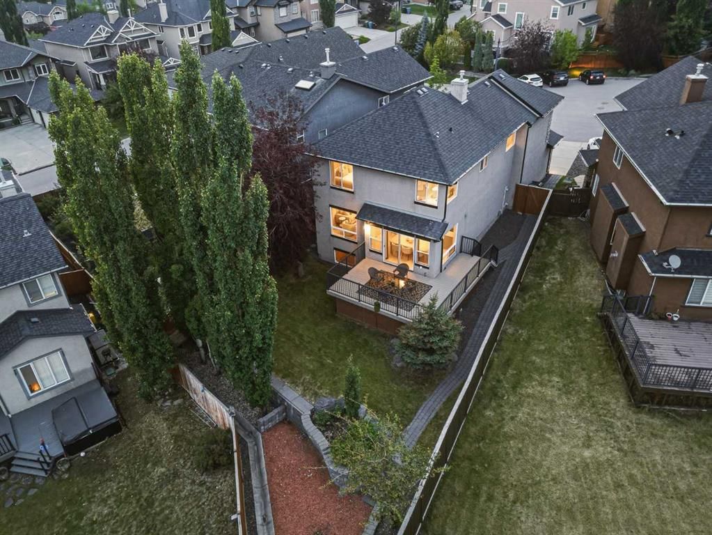 10 Aspen Stone Mews SW, Calgary — photo 3 of 50