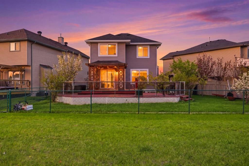 86 Saddlecrest Close NE, Calgary — photo 2 of 36