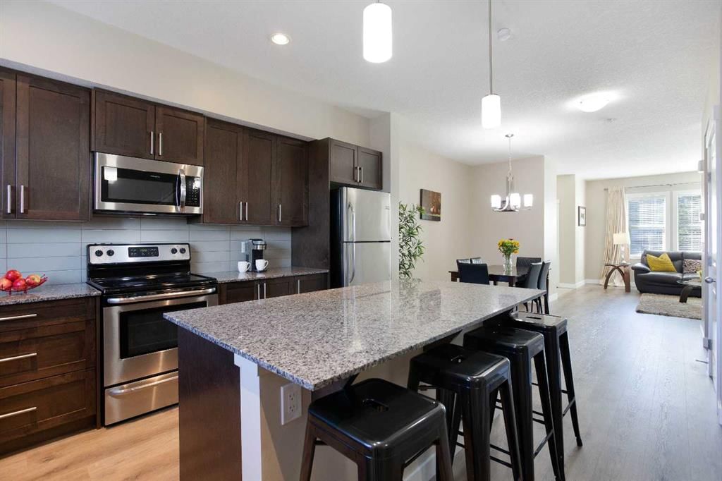 834 Nolan Hill Boulevard NW, Calgary — photo 5 of 36