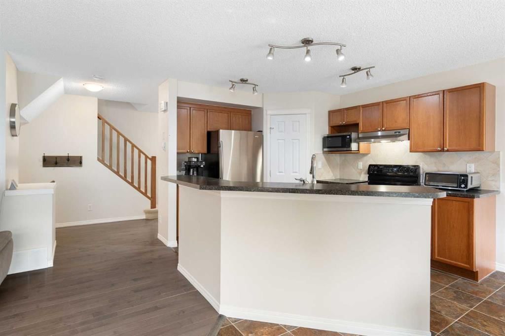 818 Copperfield Boulevard SE, Calgary — photo 4 of 38