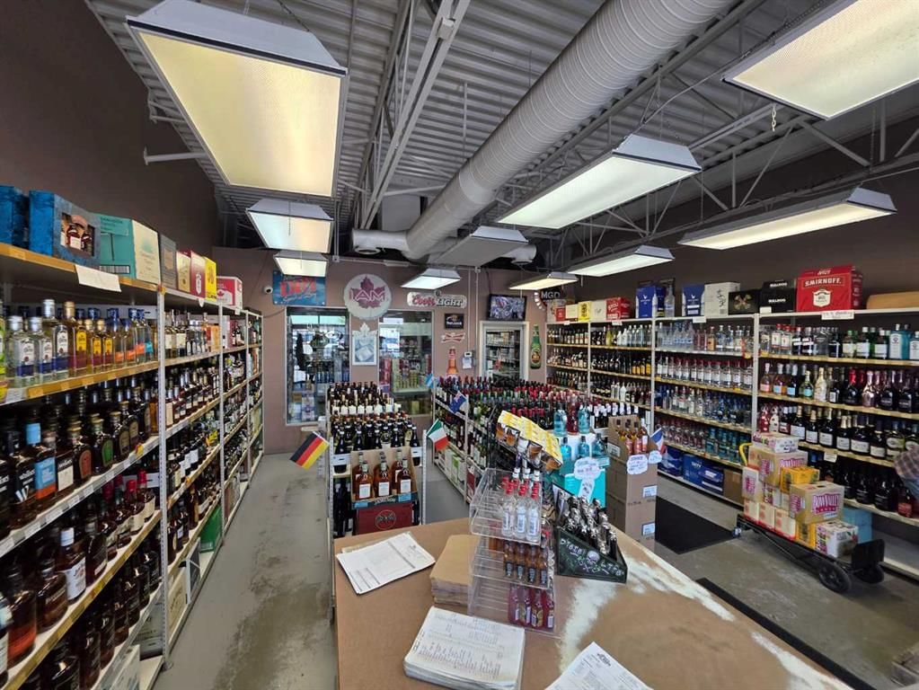 123 Liquor Store SE, Calgary — photo 4 of 4