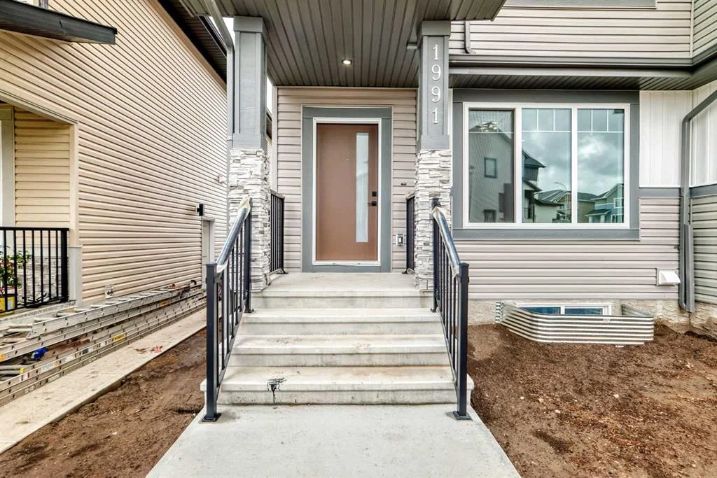 1991 Mccaskill Drive, Crossfield — photo 3 of 45