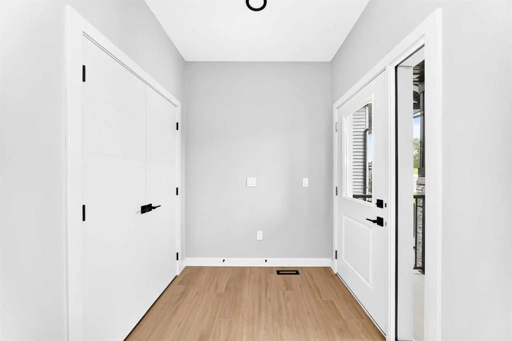 1915 Mccaskill Drive, Crossfield — photo 4 of 50