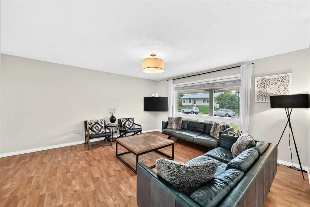 119 Maitland Rise NE, Calgary — photo 3 of 50