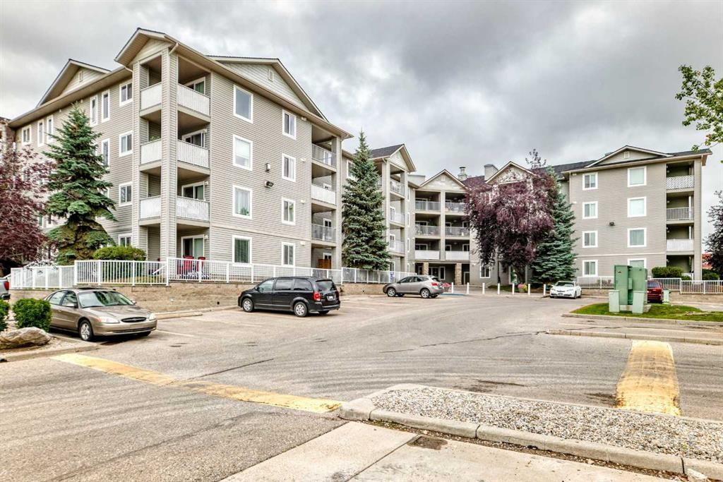 5208A, 604 8 Street SW, Calgary — apartment for sale